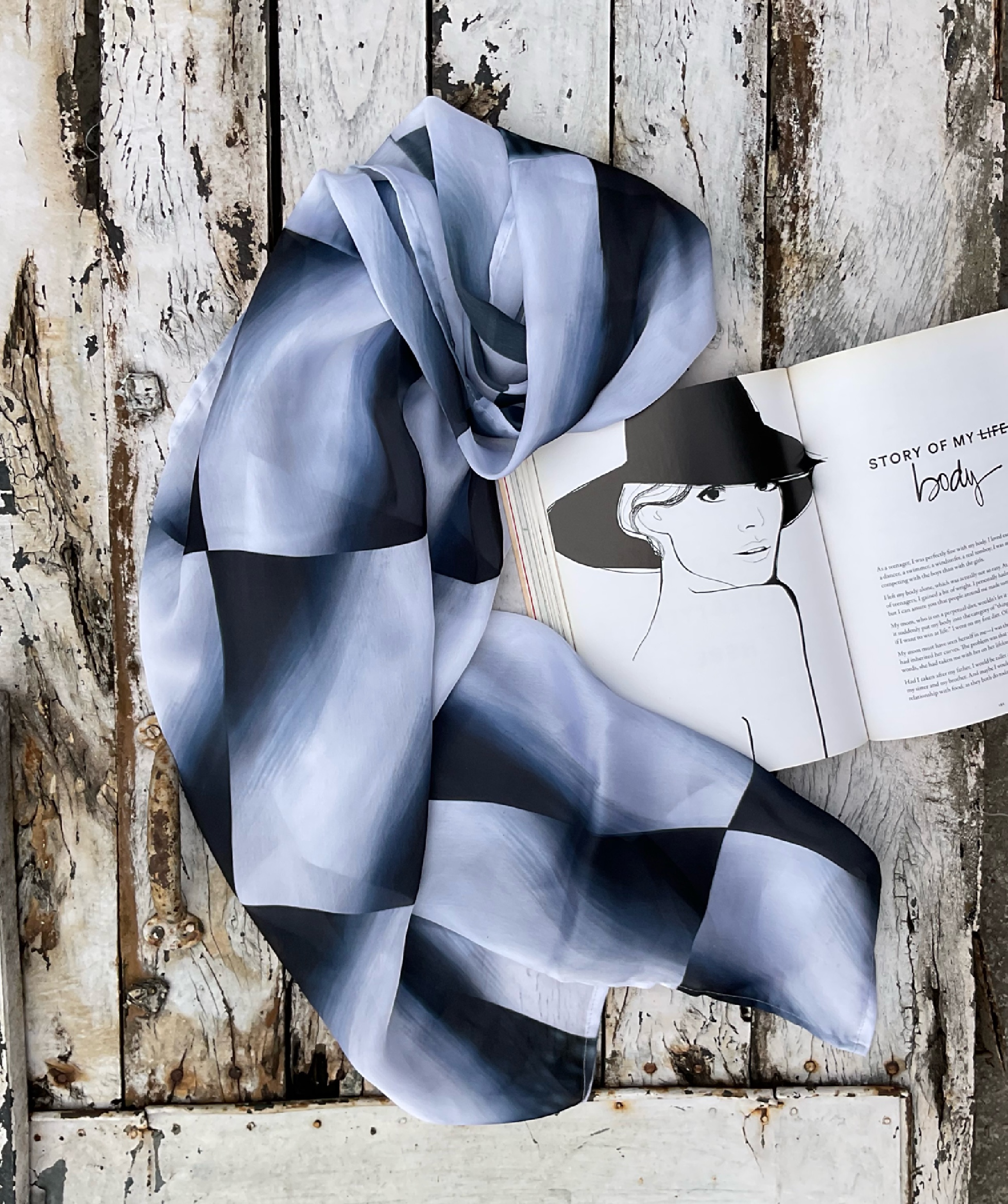 Graphic Pattern Scarf